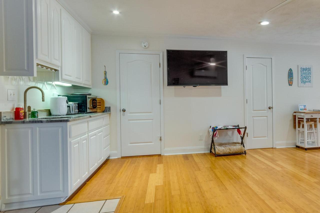 Gulf Breeze Vacation Rental For 2 With Pool Access! Eksteriør billede