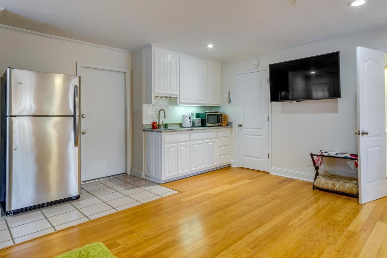 Gulf Breeze Vacation Rental For 2 With Pool Access! Eksteriør billede
