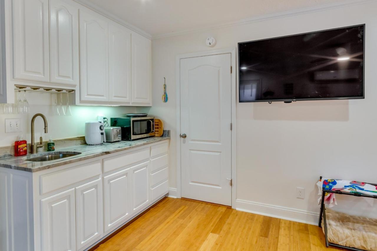 Gulf Breeze Vacation Rental For 2 With Pool Access! Eksteriør billede