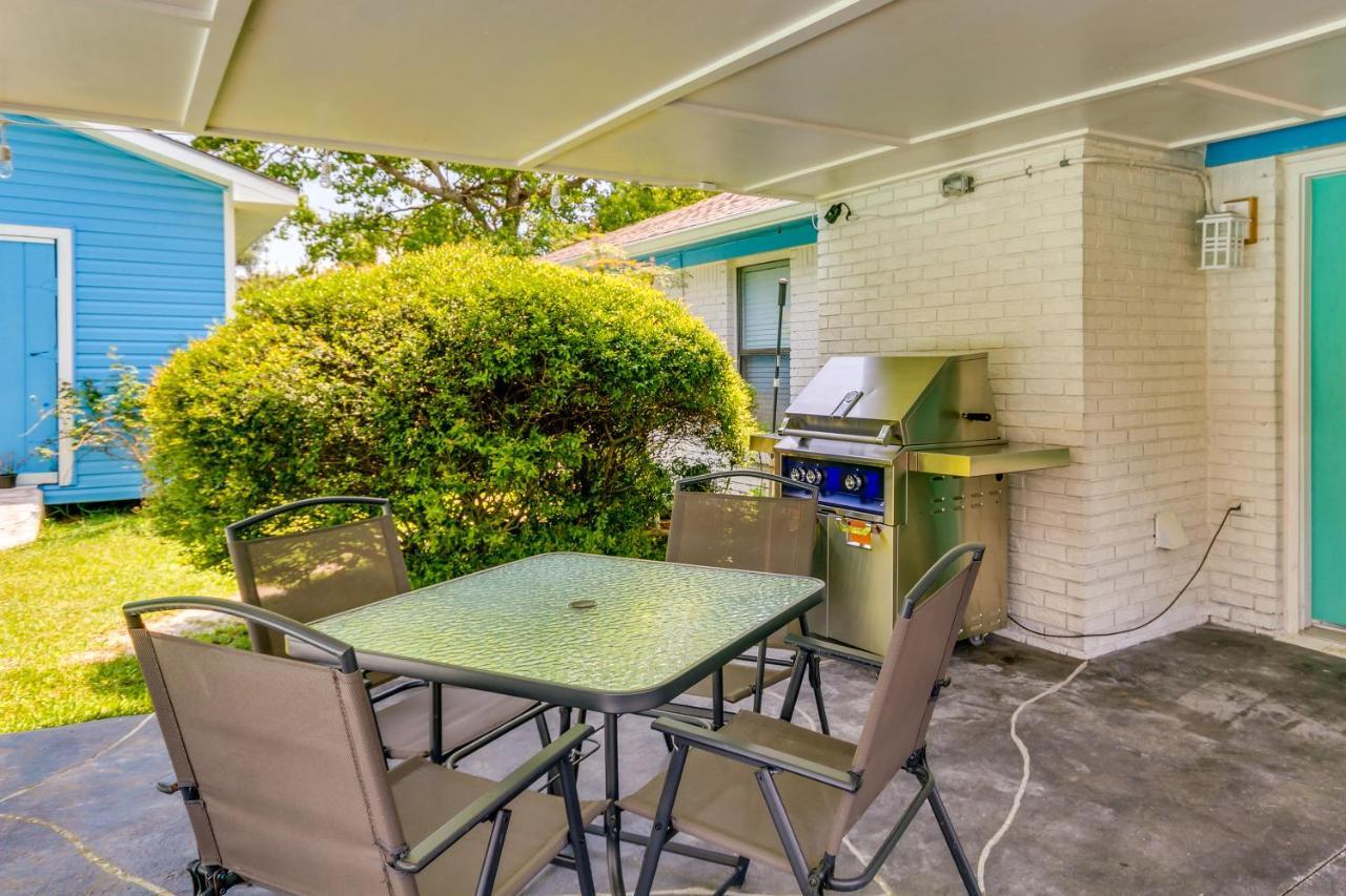 Gulf Breeze Vacation Rental For 2 With Pool Access! Eksteriør billede